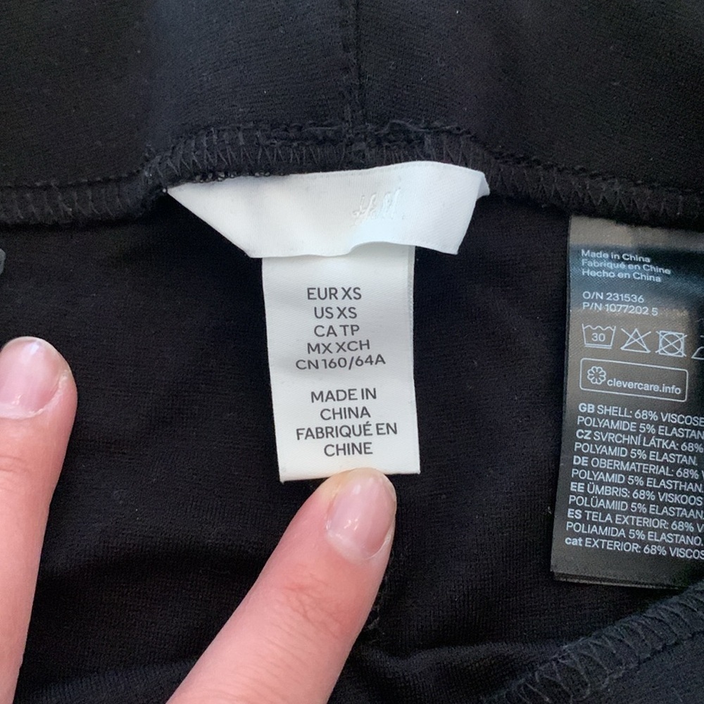 H&M Black Flare Pants With Waist Tie - Picture 5 of 6